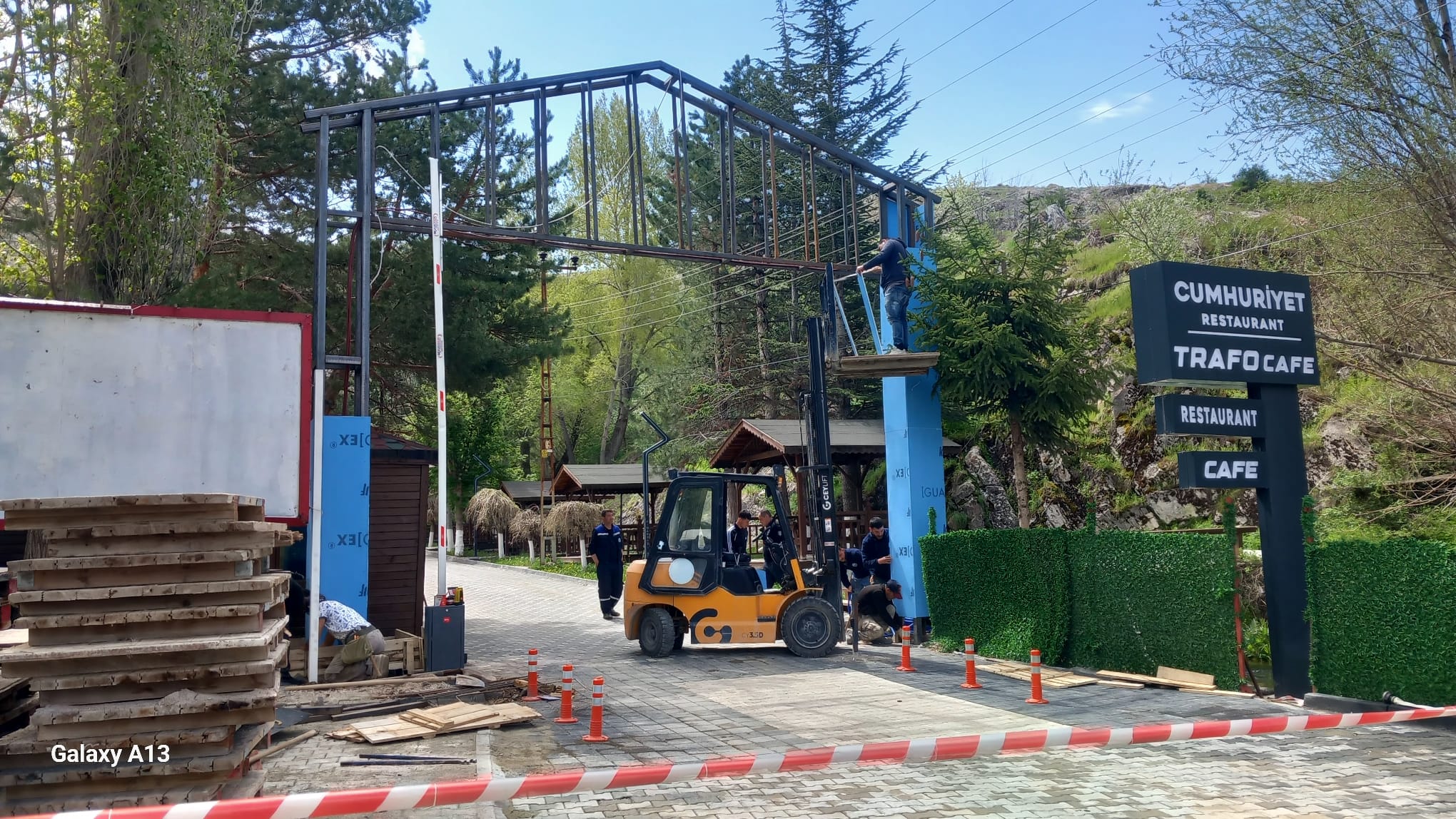 Alparslan Türkeş Parkı – Kemer Restoranlar – tamamlanma aşaması (modüler prefabrik proje)